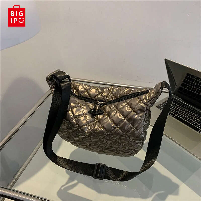 Designer Bag Yogodlns Winter Space Cotton Shoulder Bag For Women Retro Rhombus Dumpling Bag Luxury Female Crossbody Bag Armpit Handbag Sac purse luxur