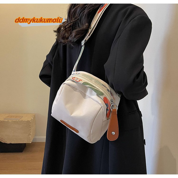Waterproof nylon fabric crossbody popular for women in 2024, large capacity single shoulder dumpg bag, niche leisure commuting bag #26 kukumalu