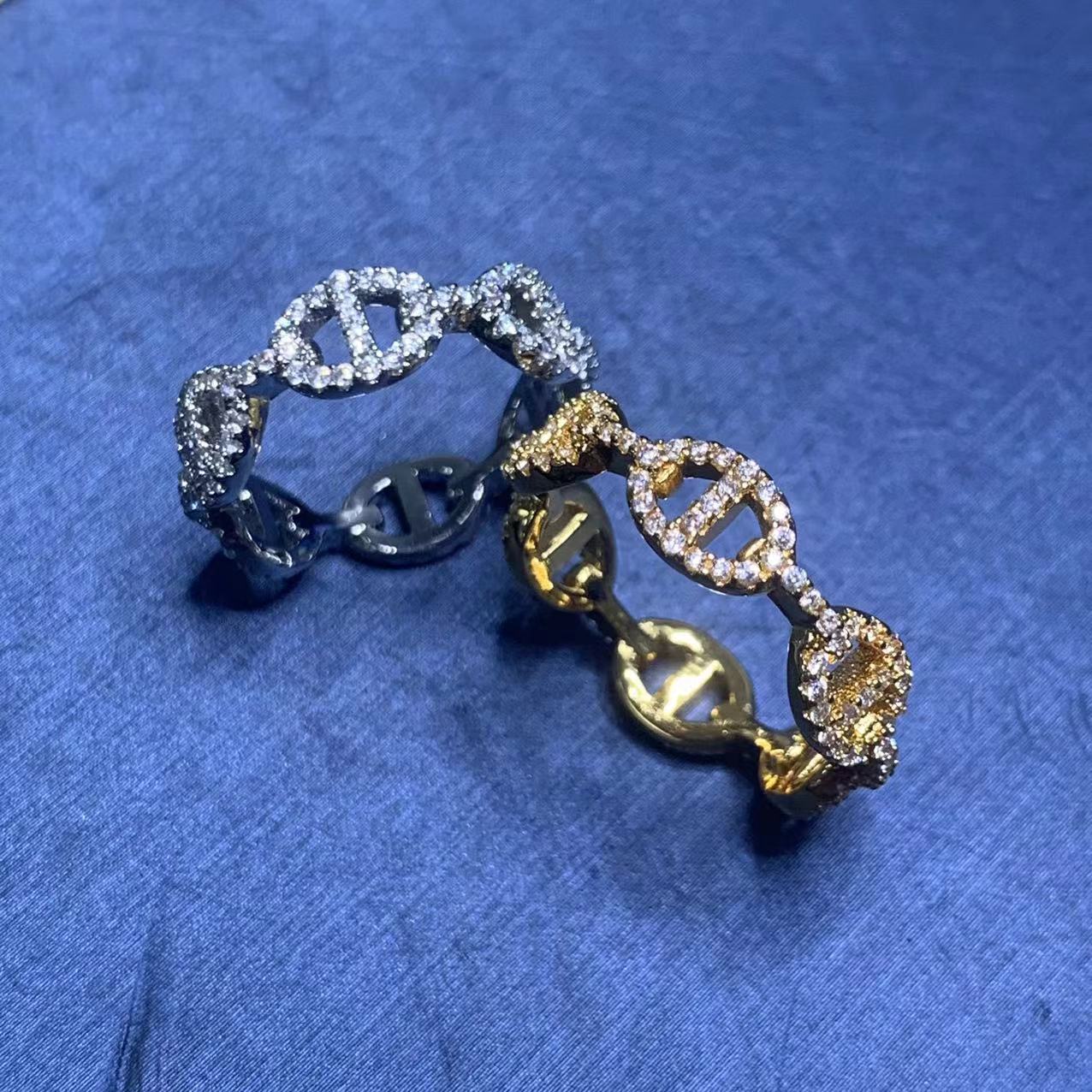 Free shipping gold letters designer ring for women shine crystal dia letter geometry charms wedding engagement rings jewelry birthday gift Free shippi