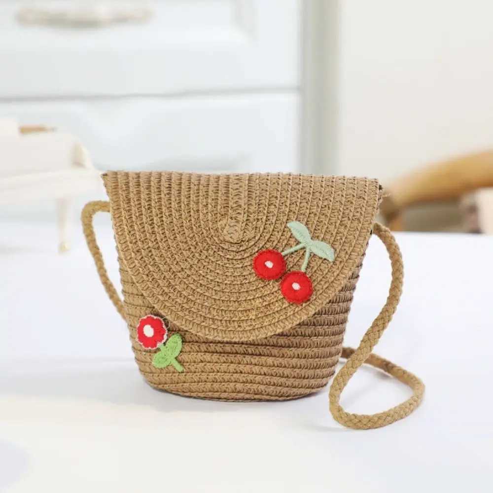 Cute Childrens Woven Straw Bag Handmade Bucket Flower Shoulder Bag Woven Crossbody Bag Girls Key Coin Purse Bag LX241104