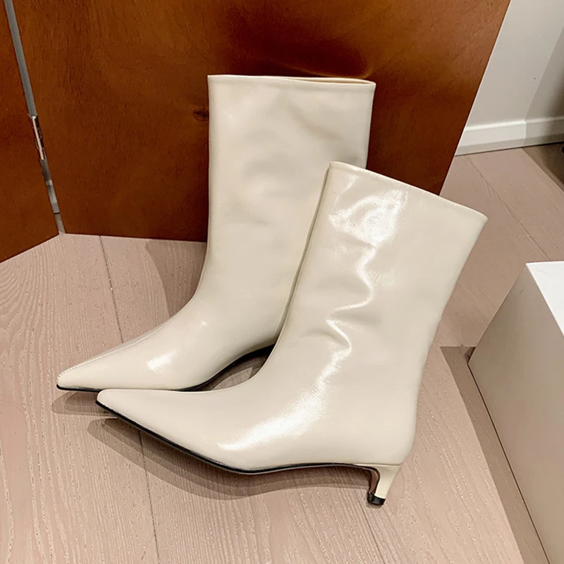 Autumn Winter Genuine Leather Boots Pointed Toe Solid Color Cat Heels Ankle Botas Mid Fashion Short 241104