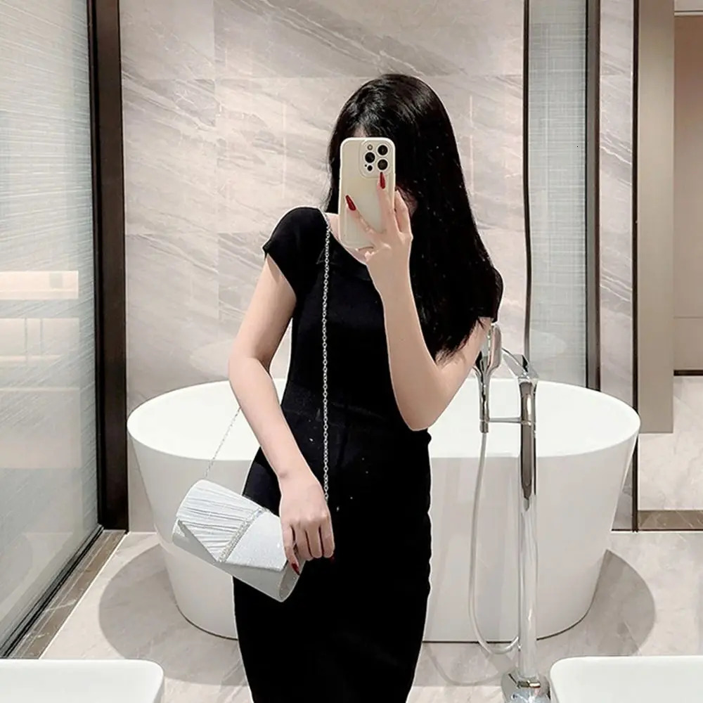 Ladies Sequins Clutches Evening Bags Glitter Banquet Handbag Chain Shoulder Bag Dinner Wedding Party Purse 241126