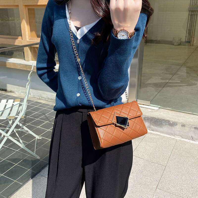 Designer Bag New Fashion Casual High Grade Feeling Checkered Diamond Embroidery Chain One Shoulder Small Square Bag Crossbody Bag tote bag