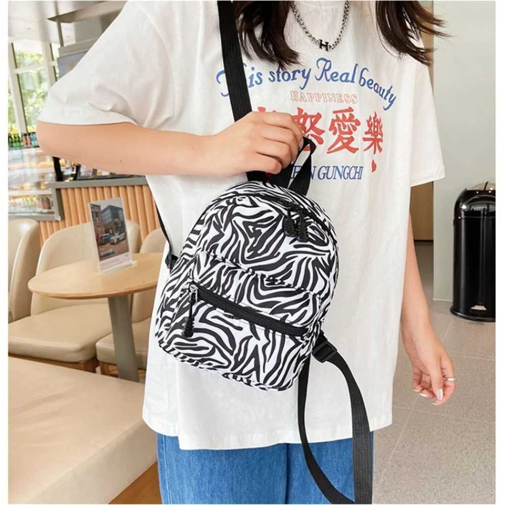 Fashionable Cute Girls Backpack Portable Mini Women Ladies Travel Shoulder Bag Canvas Things for Boy Schoolbag Floral Print LX241104