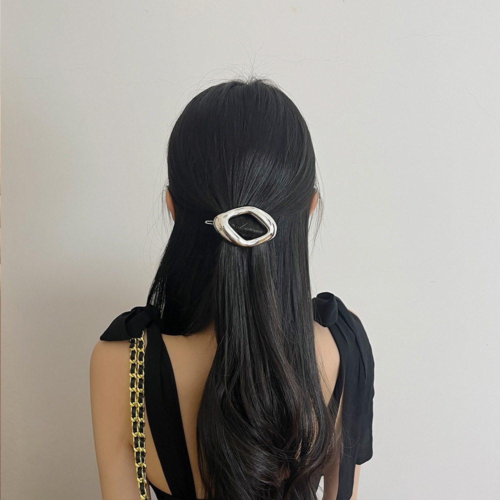 Korean Style Geometric Irregular Elliptical Metal Clip Minimalist High End Cool Accessory Niche Light Luxury Hair F09.18-13.95 624aa