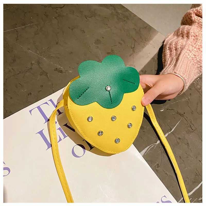 Cute Straw Berry Shaped Crossbody Bag Girls Mini PU Leather Messenger Bag Wallet Coin Purse Shoulder Bag for Kids LX241104