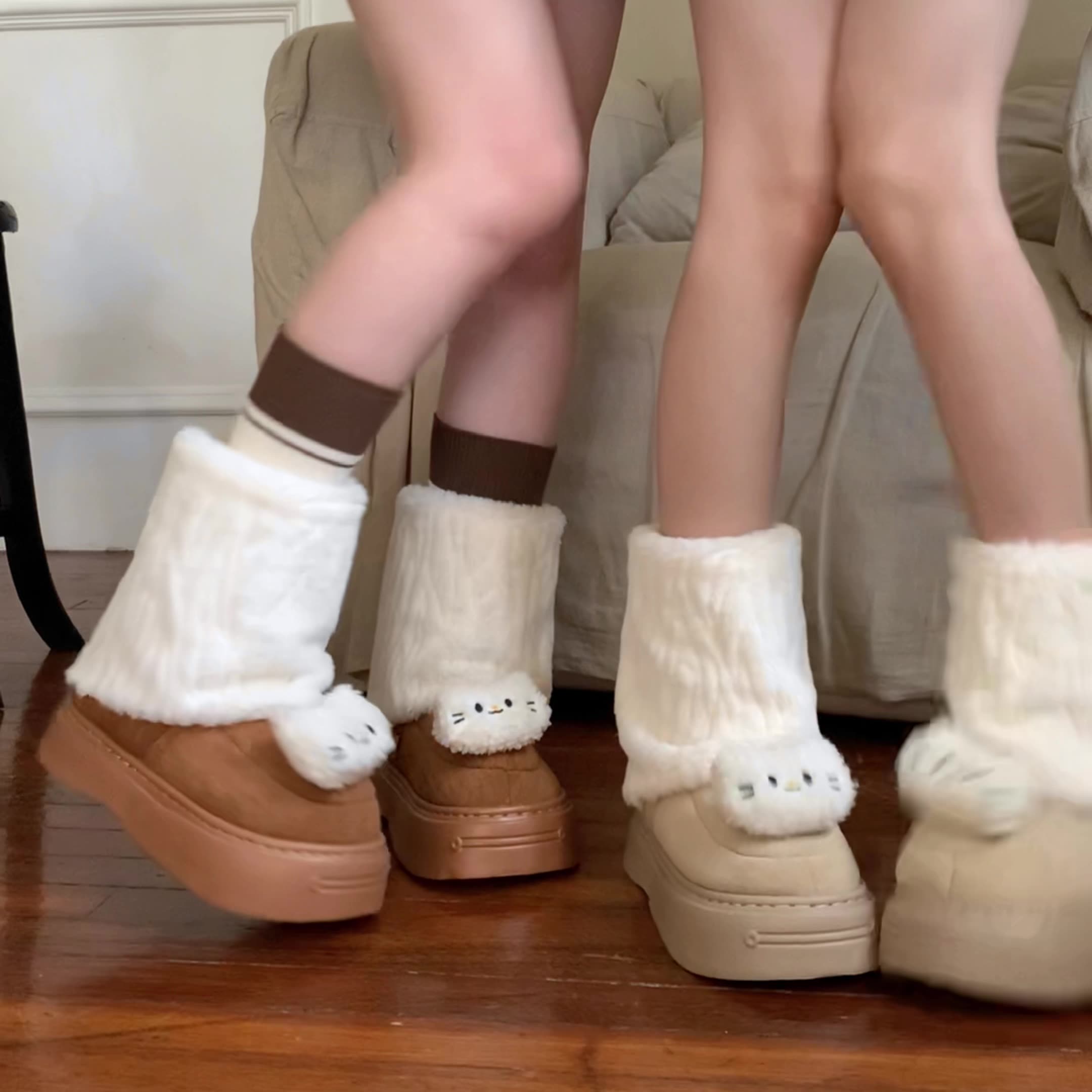 2024 Winter Fur Boots Snow Boots Women Fluffy Fuzzy Furry Faux Fur Boots Middle Calf Platform Pink Black White Furry Boots