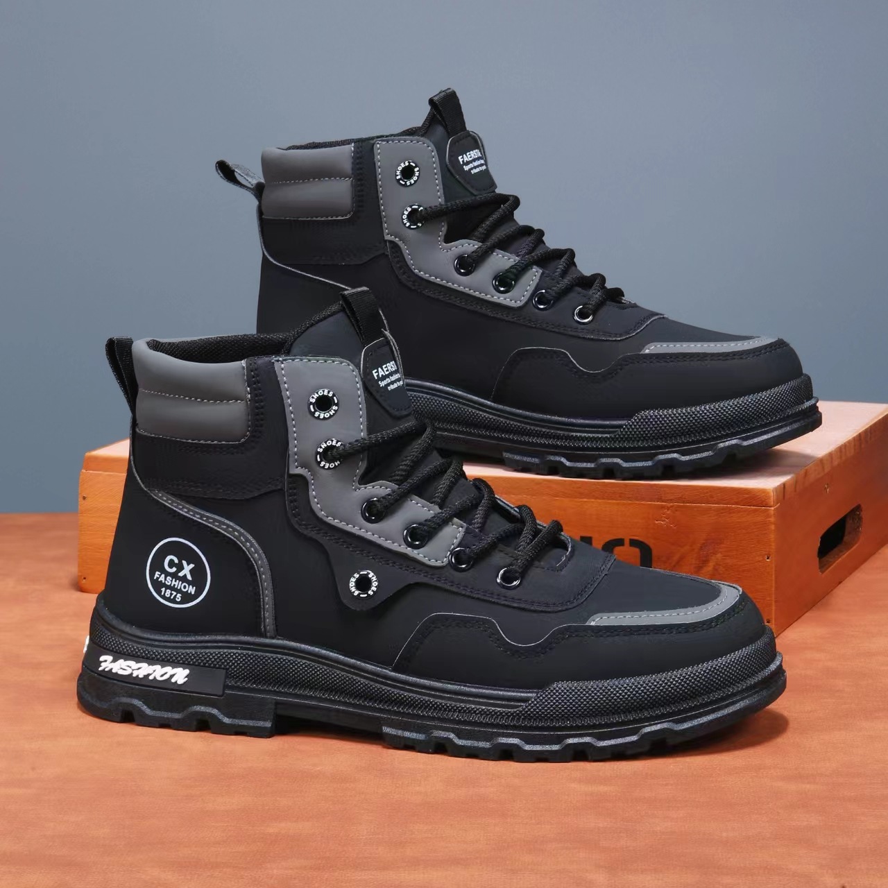 Men's Large Size Versatile Comfortable Casual Boots.