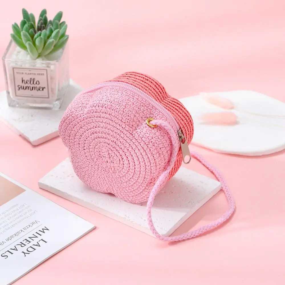 New Fashion Flower Woven Crossbody Bag Childrens Straw Shoulder Bags Bicolor Beach Bag Coin Purse Hat Shape Bag LX241104