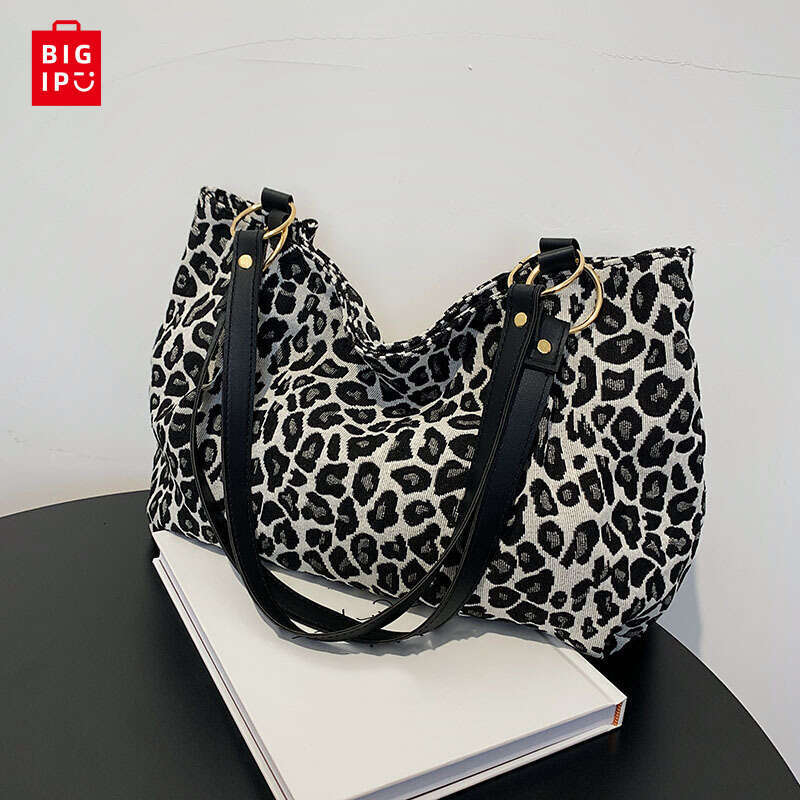 Designer Bag New Fashion Tote Bags Shopping And Travel Canvas Bags Women Popular Handbags Large Capacity Leopard Shoulder Bags purse luxury bag
