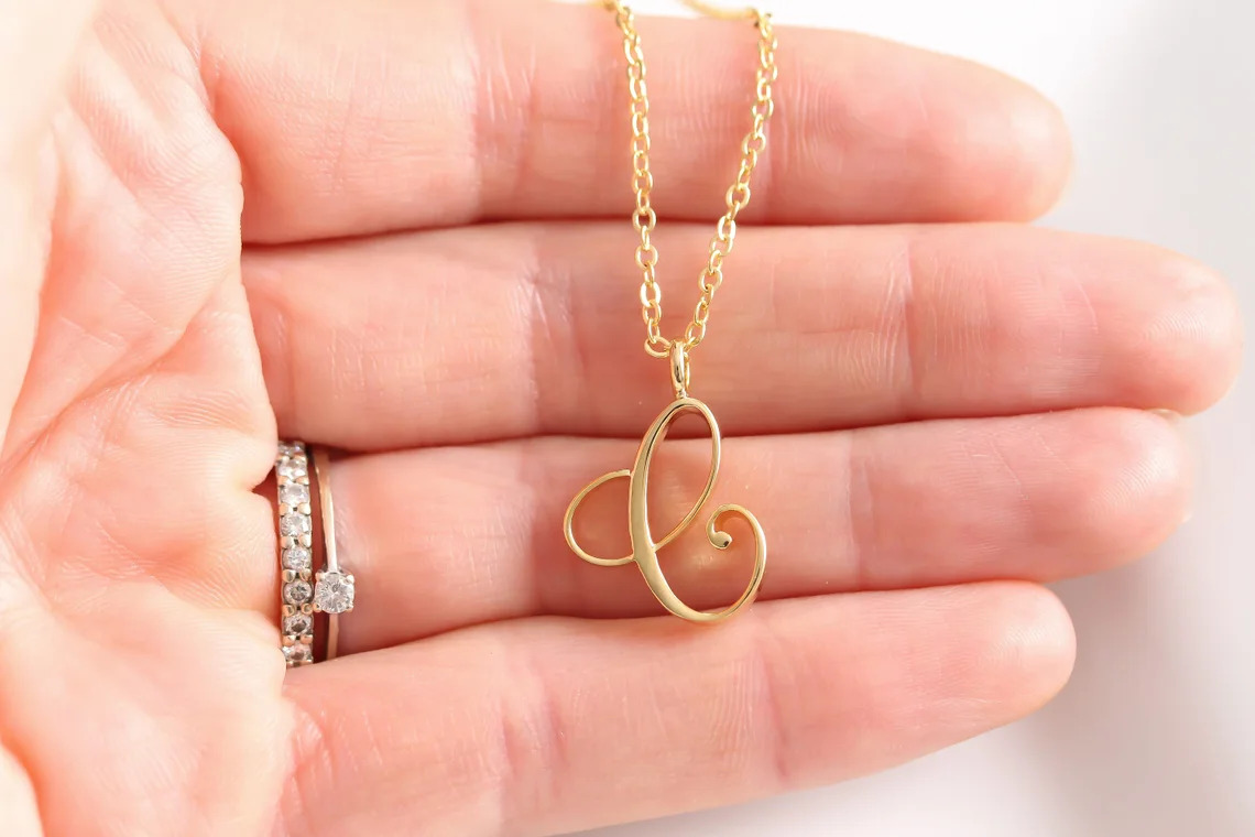 10PCS Small Cursive Alphabet Initial Capital Letter 26 A-Z Chain Necklace Stainless Steel Swirl Luxury Monogram English Name Partner Word Pendant