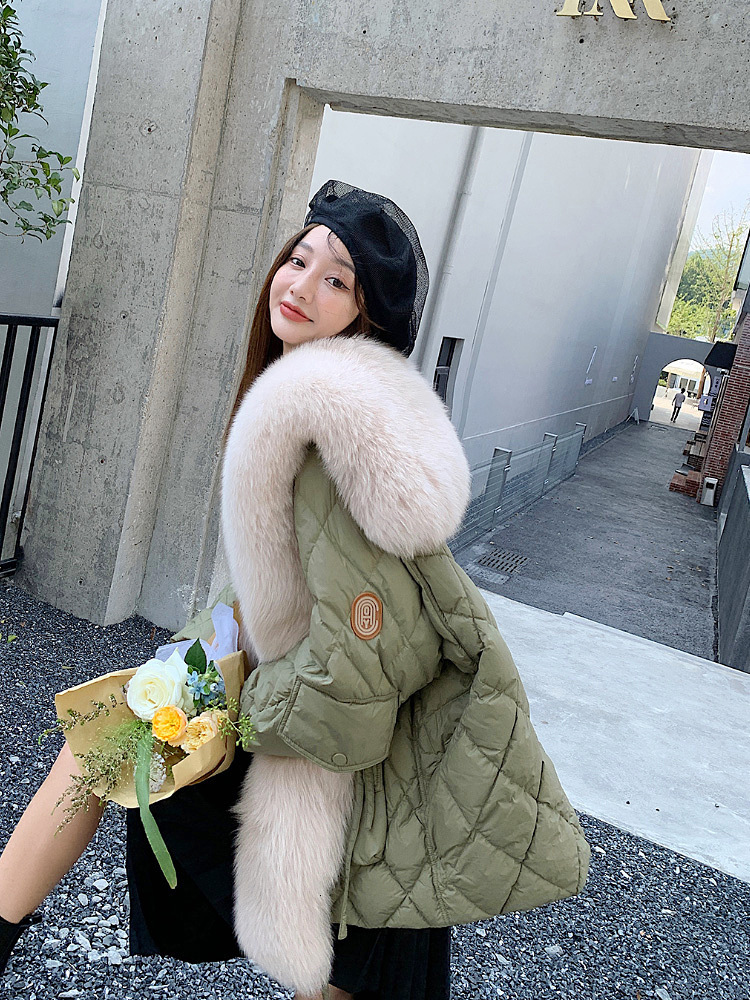 European Station Large Wool Collar Down Jacket Women's 2024 Winter New Medium Length Coat