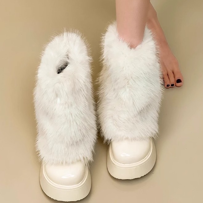 Autumn and Winter Casual Thick Bottom Plush Fashion Plush Short Boots.