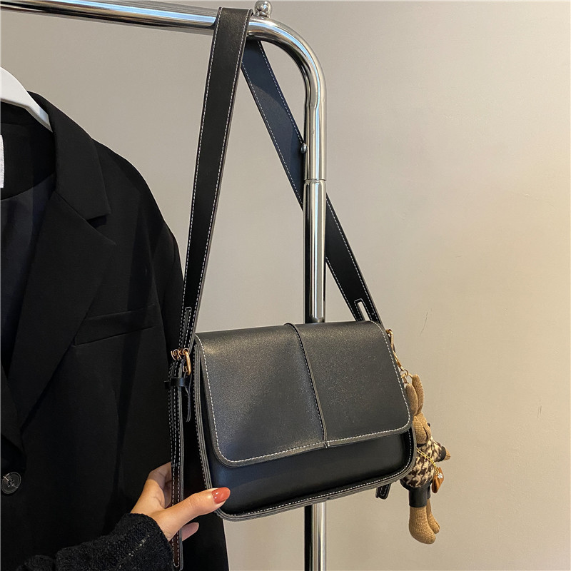 2025 Designer 2024 New 3 Autumn/Winter Solid Color Fashion Small Square Single Shoulder Crossbody Bag for Women