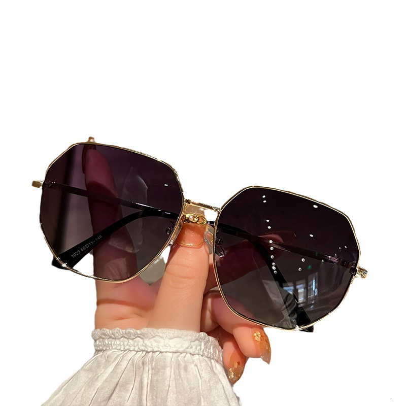 New For Men Enlarged Widened With A Slimming And Transparent Polarized Sunglasses Metal Driving F10.15-5.5 bad38
