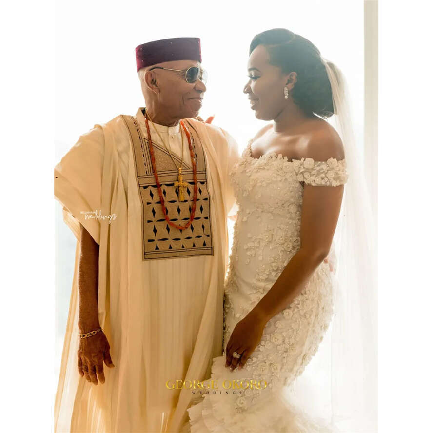 Vintage Off Shoulder Lace Appliqued Mermaid Wedding Dress African 3D Wers Plus Bridal Gow With Sweep Train
