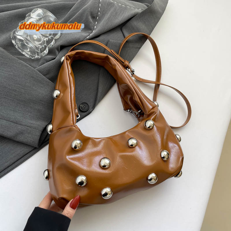 2024 New Riveted Ball Underarm Trendy Fashion, niche Design, Single Personalized Cross Shoulder Women's Bag #29 kukumalu