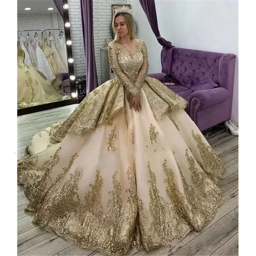 Princess Champagne Ball Gown Quinceanera Dresses Beading Sweet 16 Dress Long Sleeve Pageant Gowns Vestidos De 15 Anos