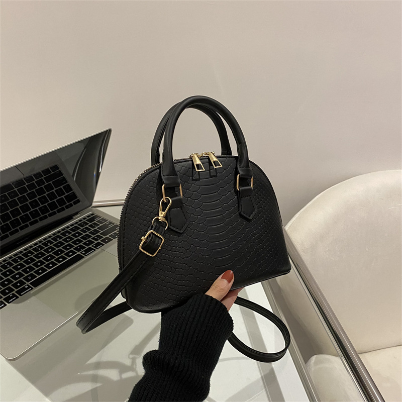 2025 Summer New Shell Bag Solid Color Simple Fashion Designer Original High Quality Handbag Light Luxury Crossbody Bag Outdoor Leisure Party Elegant H