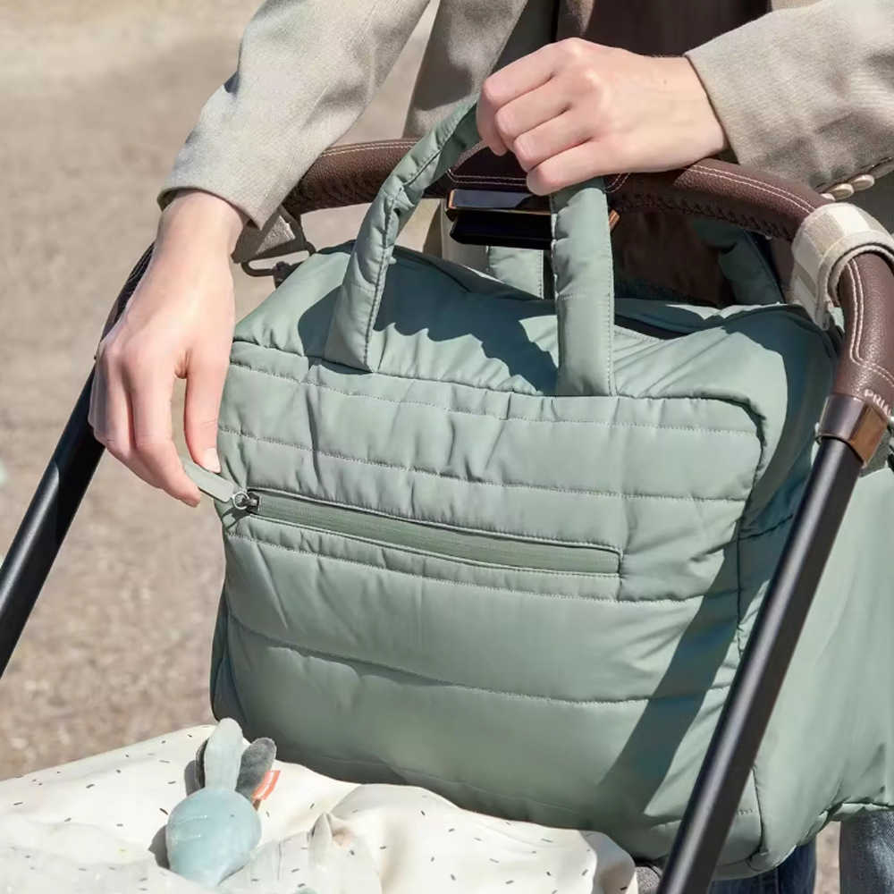 Internet famous mommy bag, outdoor stroller hanging bag, bean sand color, ultra light handheld mother baby bag, baby diaper pad 241115