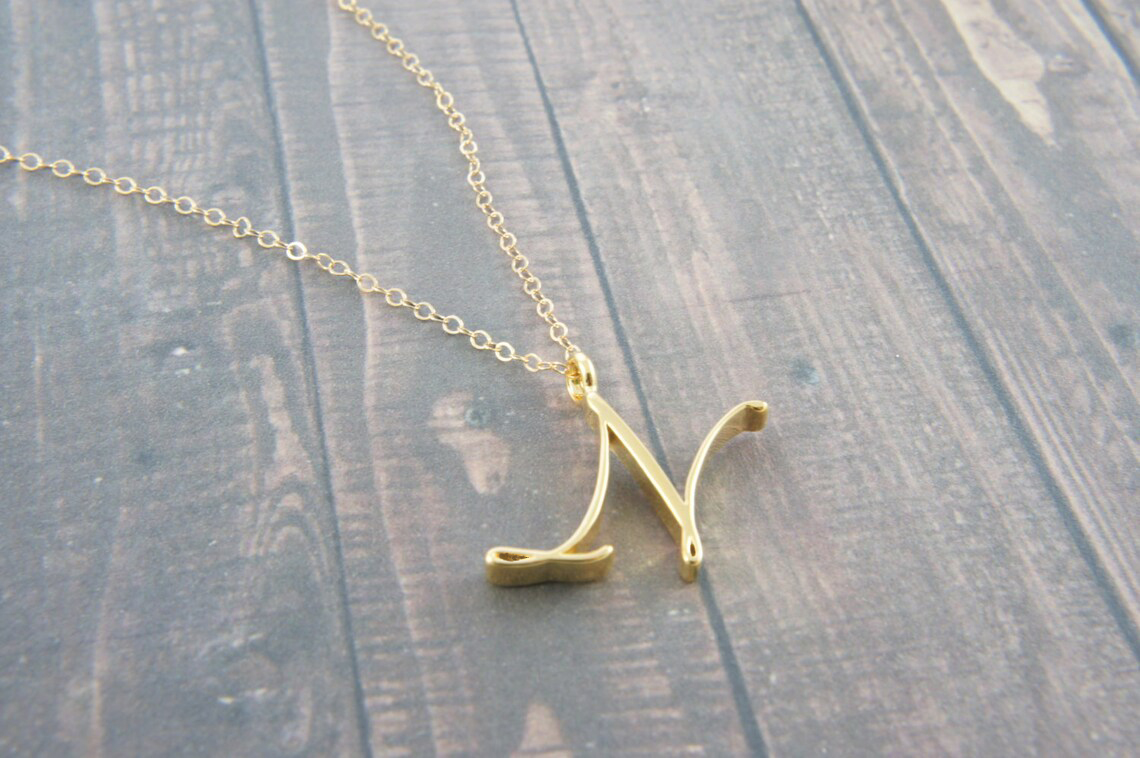 10PCS Small Cursive Alphabet Initial Capital Letter 26 A-Z Chain Necklace Stainless Steel Swirl Luxury Monogram English Name Partner Word Pendant