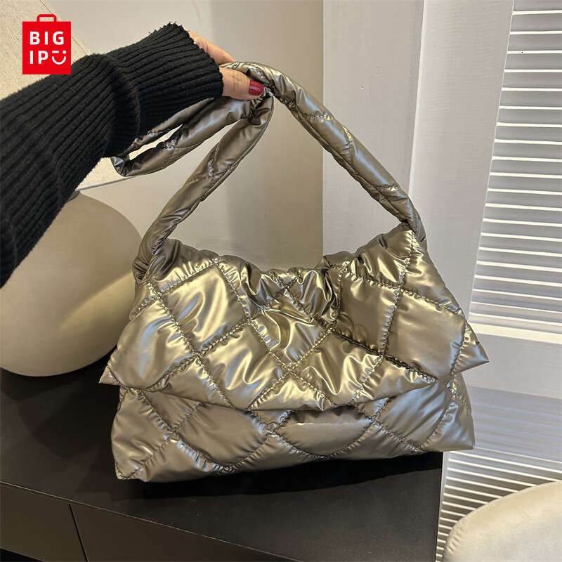Designer Bag Space Cotton Designer Underarm Bag Winter Luxury Down Padded Ladies Tote Bag Women Quilted Large Capacity Handbag Shopper Bag purse luxur