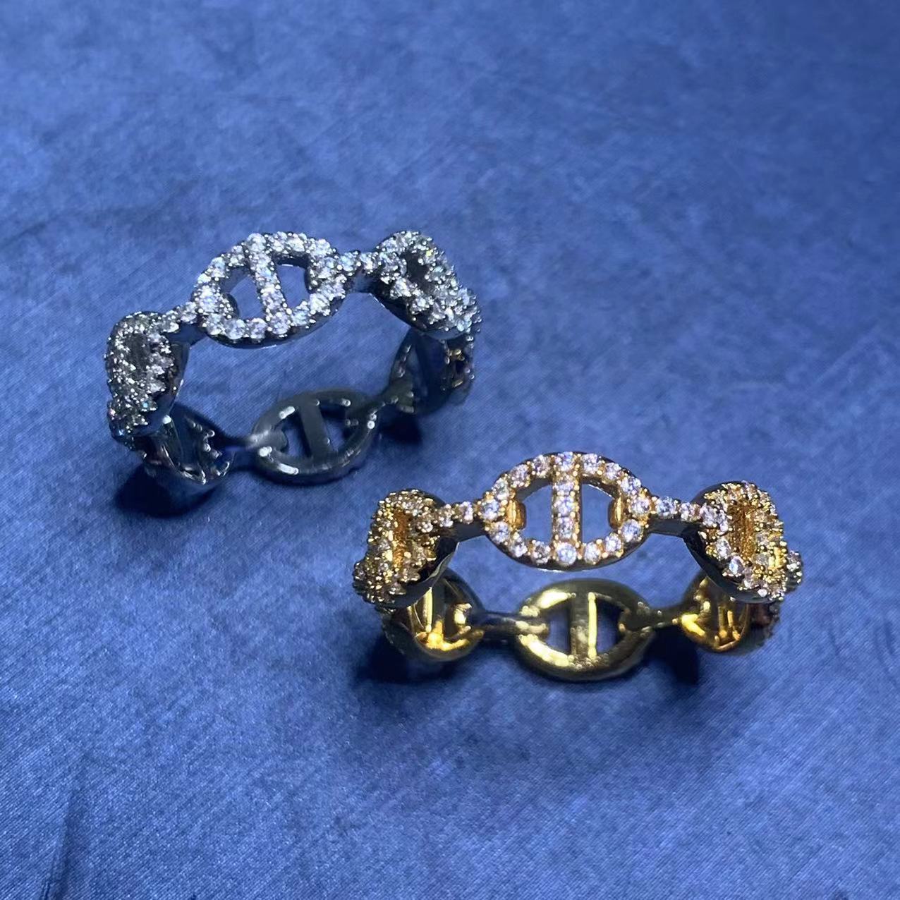 Free shipping gold letters designer ring for women shine crystal dia letter geometry charms wedding engagement rings jewelry birthday gift Free shippi