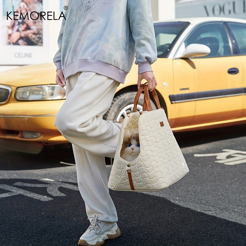 Four Seasons Large Space Designer Breathable Side Opening Portable Cat Shoulder Bag Handbag Pet Travel Supplies