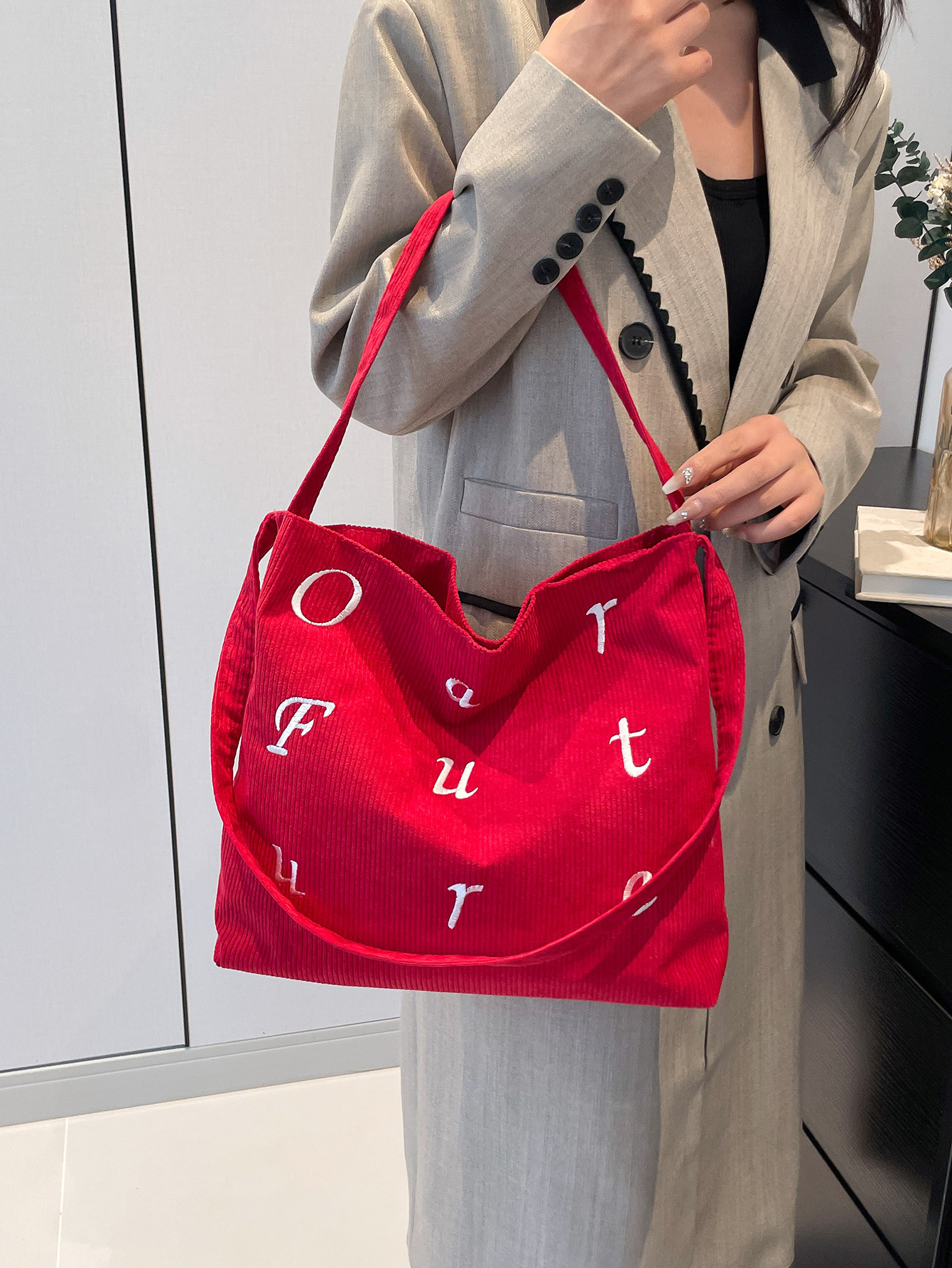 2025 Designer New Autumn 3 2024 Tote Student Commuter Large Capacity Shoulder Bag for Women