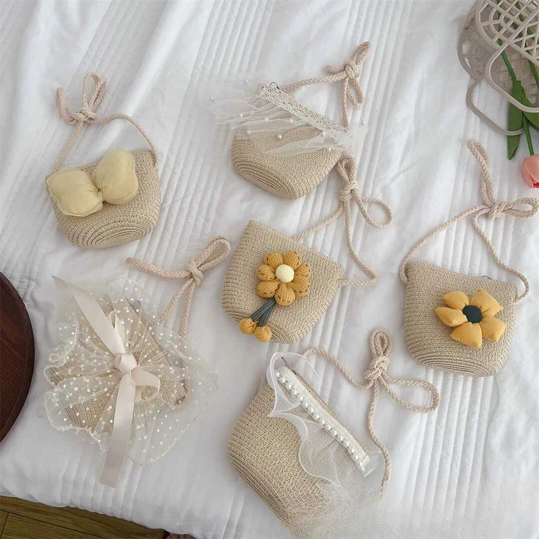 Childrens Shoulder Bag Ins Sweet Bow Pearl Flower Straw Bag Summer Baby Concave Shape Crossbody Bag LX241104