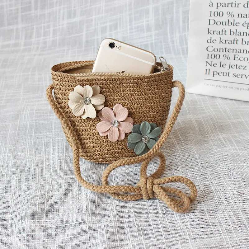 Summer Childrens Straw Woven Messenger Bag Lovely Girls Small Coin Purse Handbags Baby Kids Mini Shoulder Bags Princess Wallet LX241104