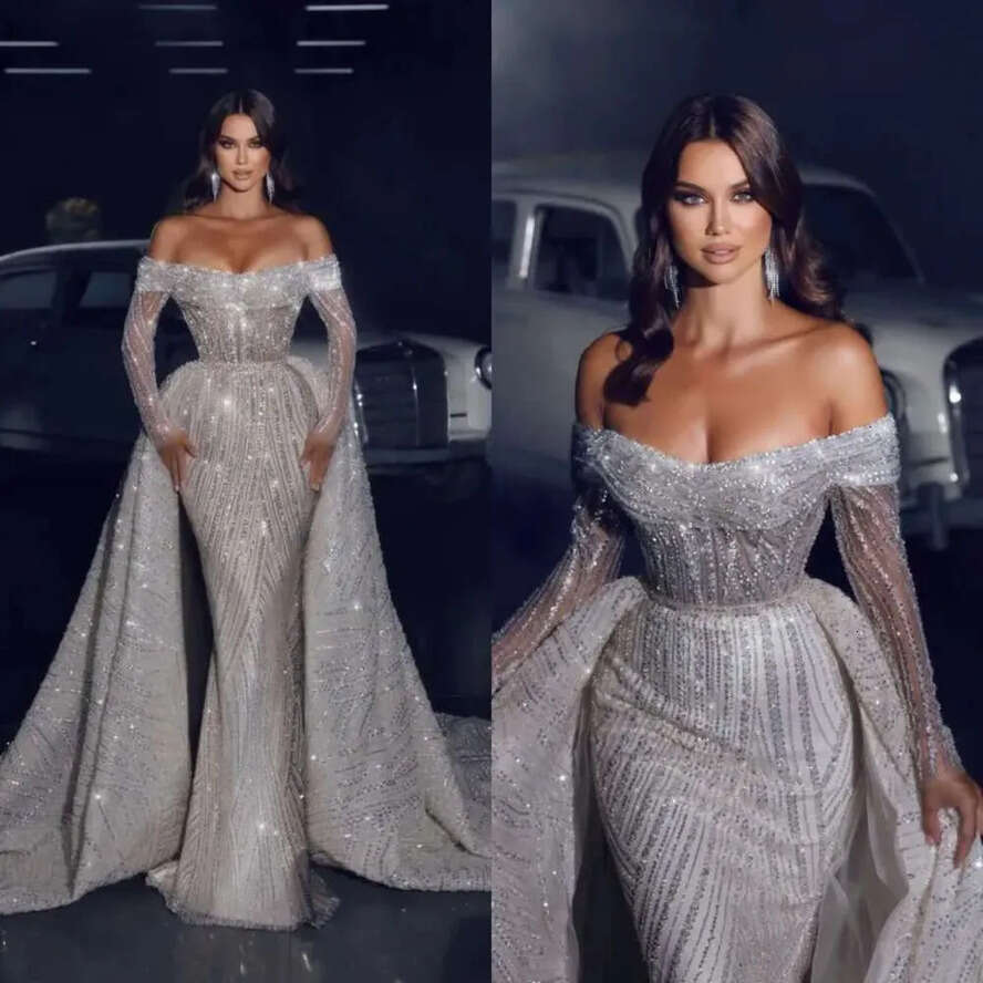 Sparkg Wedding Long Sleeves Bateau Off Shoulder Sequins Appliques D Lace Formal Dresses Detachable Bridal Gowns Sweep Train De Novia GJ
