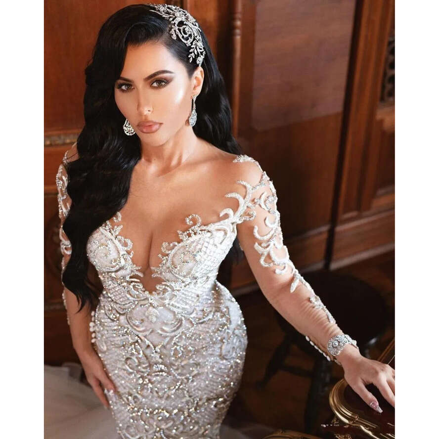 2022 Arabic Mermaid Wedding Dresses Dubai Sparkly Crystals Long Sleeves Bridal Gowns Court Train Tulle Skirt Robes De
