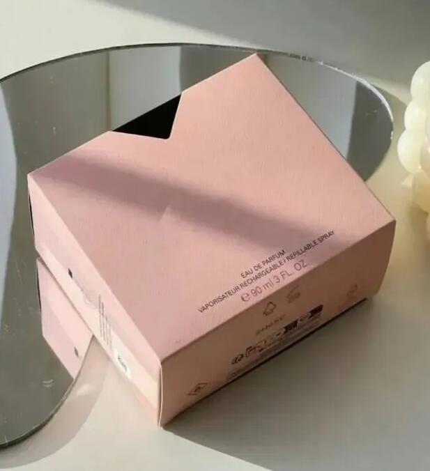 Parfum 90 ml Fruit Floral Fragrance Man Femmes Parfum Létrangeur marque EDP Cologne Spray Corps brume de haute qualité Divery