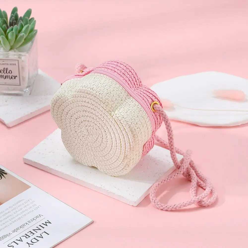 New Fashion Flower Woven Crossbody Bag Childrens Straw Shoulder Bags Bicolor Beach Bag Coin Purse Hat Shape Bag LX241104