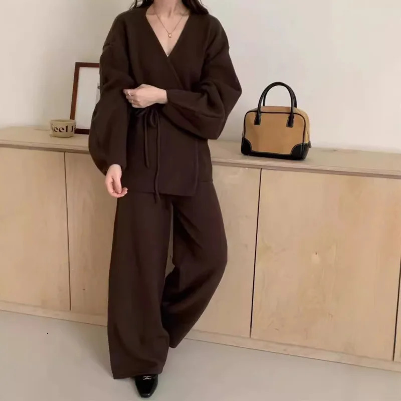 EWQ Fashion V-neck Long Sleeve Lace Up Sweater And High Waist Trousers Casual Women Knit Set Clothing 2024 Autumn 16O1719 241104