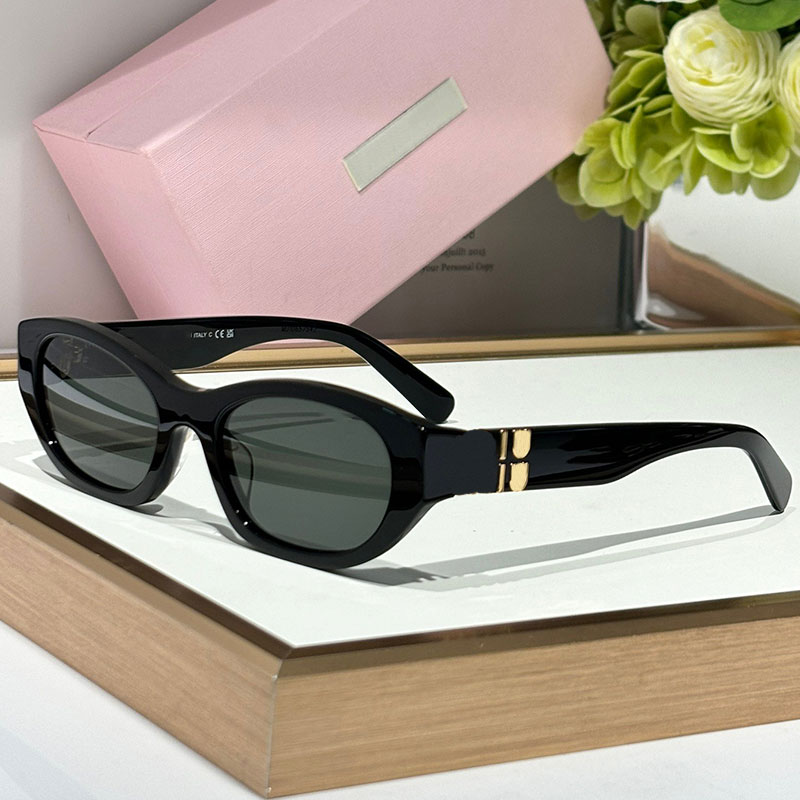 Fashion Designer New Sunglasses SMUA03 Women Oval Acetate Frame Street Spicy Style Sunglasses Size 52 19 140mm