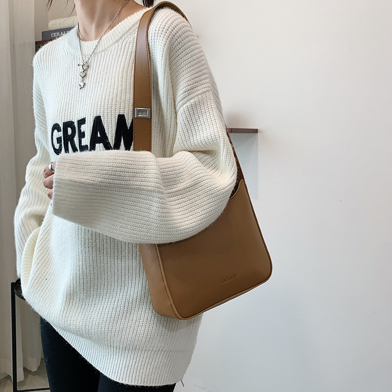 2025 Designer New Autumn 3 2024 with Extremely Simple Quality Cross Shoulder Bag for Women