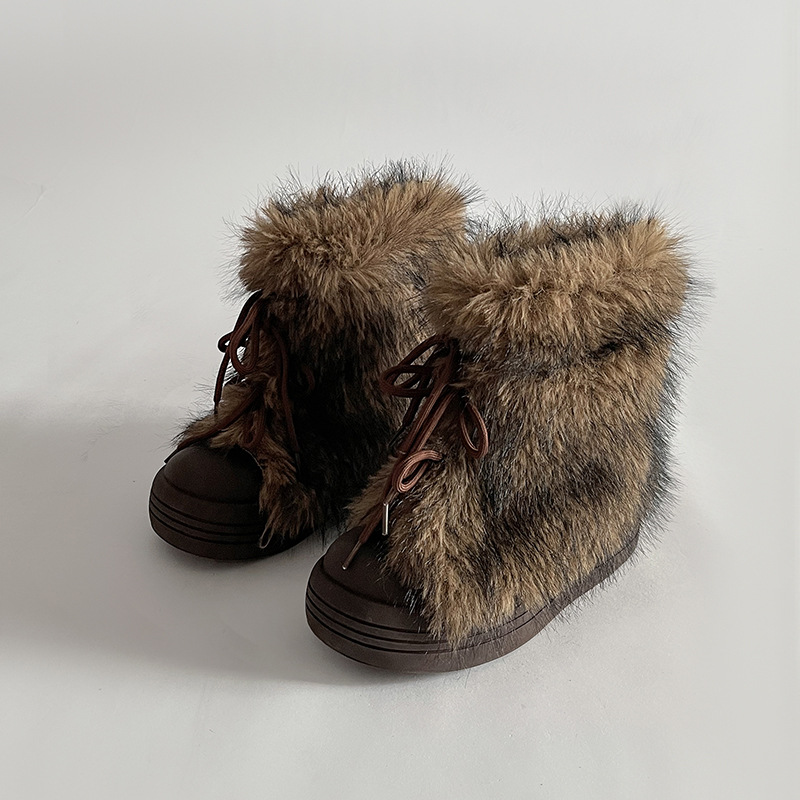 Comfortable Lightweight NEW Warm Thick Soled Fur Snow Boots.