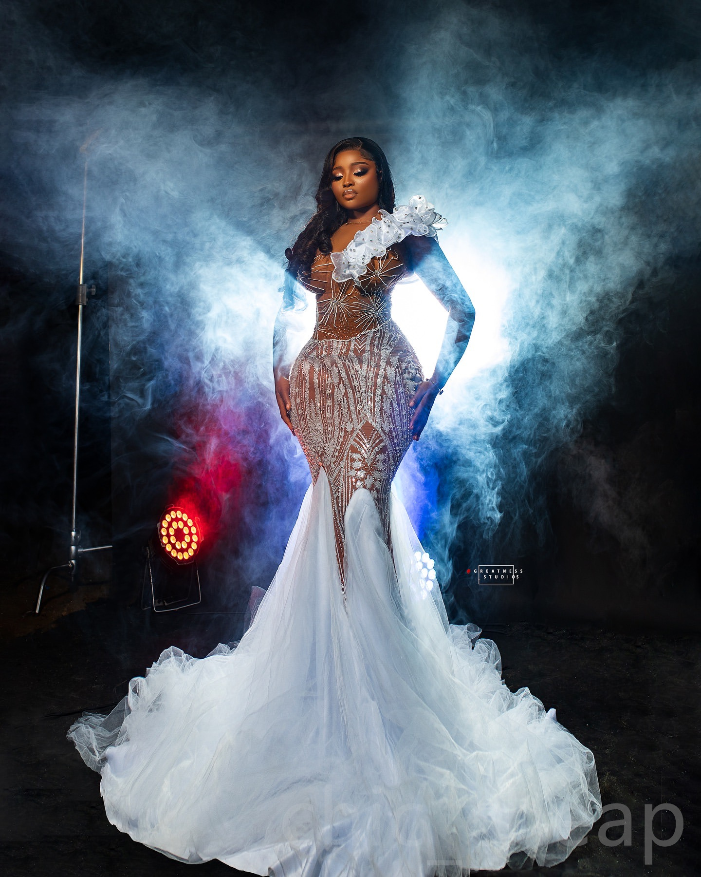 2024 Arabic Aso Ebi Plus Size White Mermaid Wedding Dresses Illusion Sheer Neck Florals Beaded Lace Vintage Bridal Gowns Dress ZJ0245