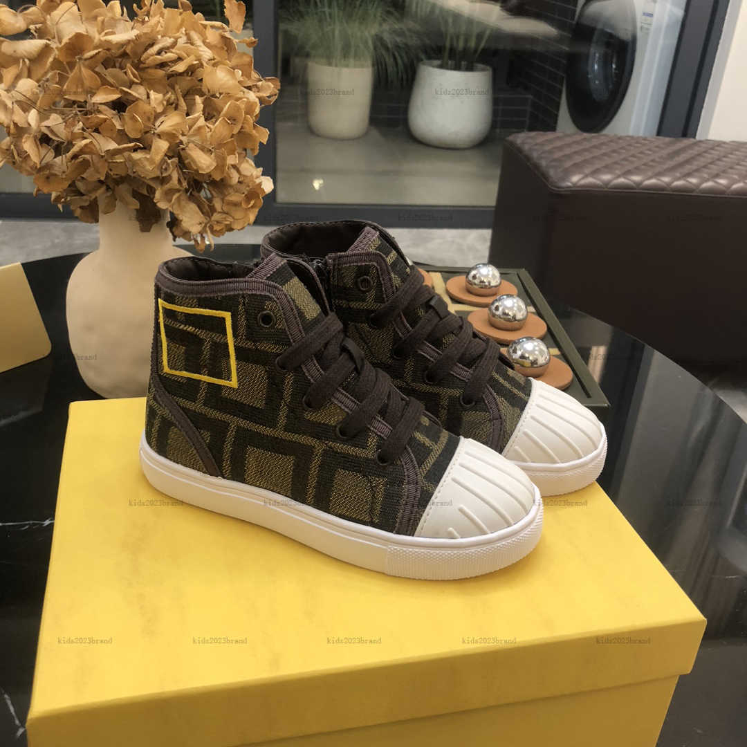 New Kids canvas shoe Yellow Embroidered Logo baby sneakers size 26-35 Including Cardboard Box Multi colored boys girls Boots