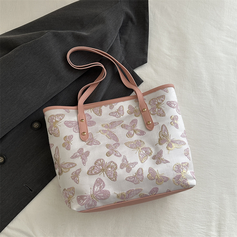 2025S Fashion Designer Summer New Large Capacity Fashion Commuter Shoulder Bag For Women
