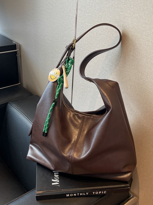 New Trendy Versatile Single Shoulder for Women, Large Capacity, High Luxury, Fashionable Commuter Bag bags designer handbags