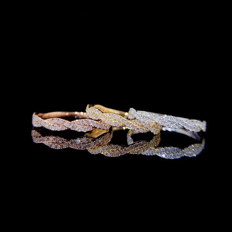 Wedding Ring 925 Sterling Silver Personality Fashion Full Diamond Twist Ring Women's Stackable Crystal Ring Platinum Diamond Ring Luxury Wedding 