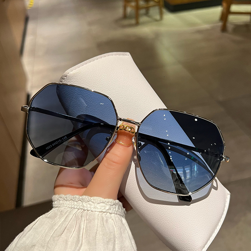 New For Men Enlarged Widened With A Slimming And Transparent Polarized Sunglasses Metal Driving F10.15-5.5 bad38