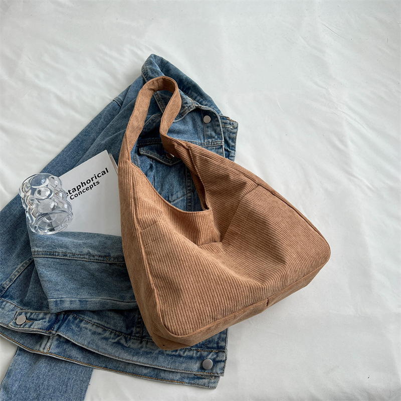 2025 Designer Autumn New 3 2024 Fashion Big Commuter Large Capacity Single Shoulder Bag for Women