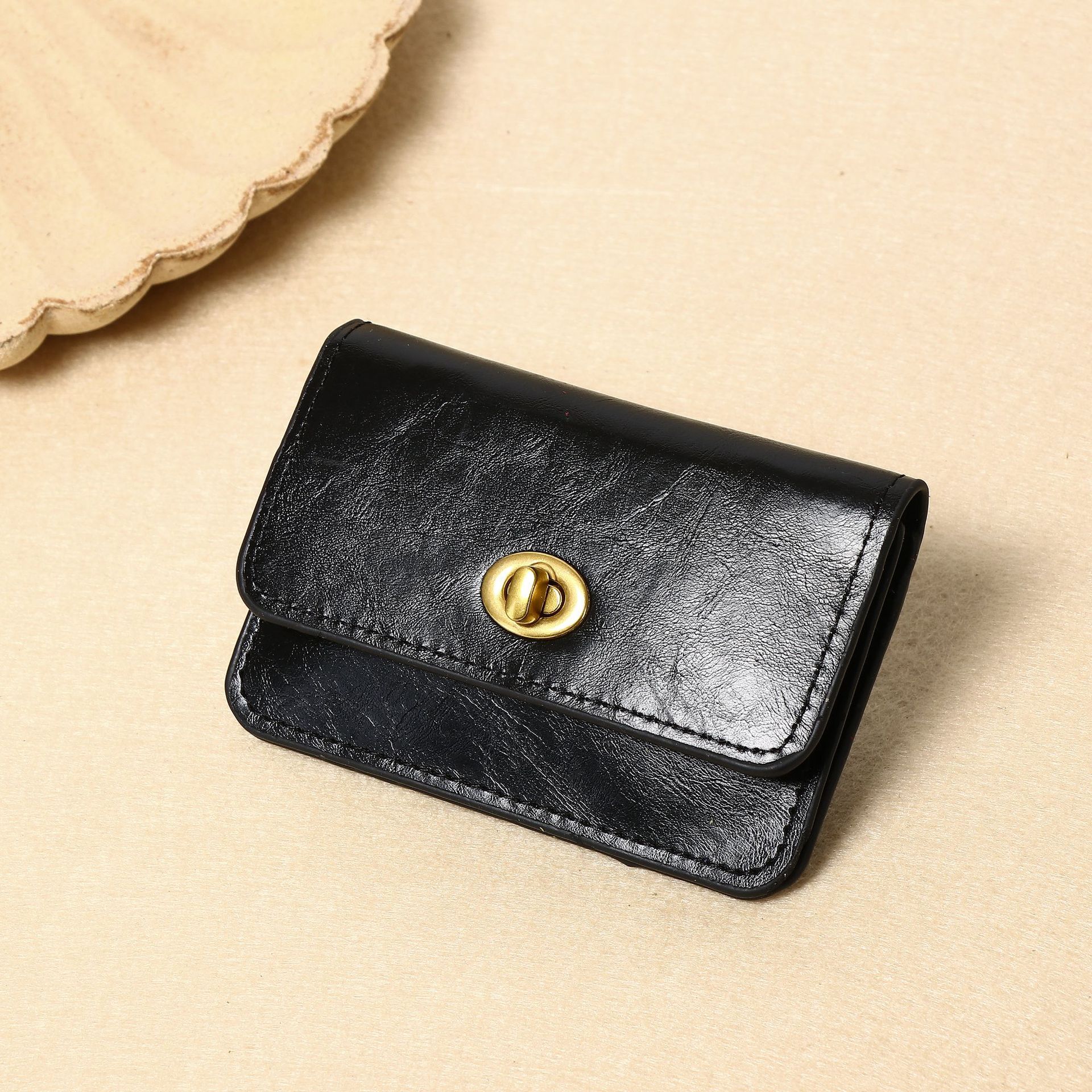 New Korean version Instagram minimalist solid color lock buckle multi-layer Women's high-end feeling wallet card bag