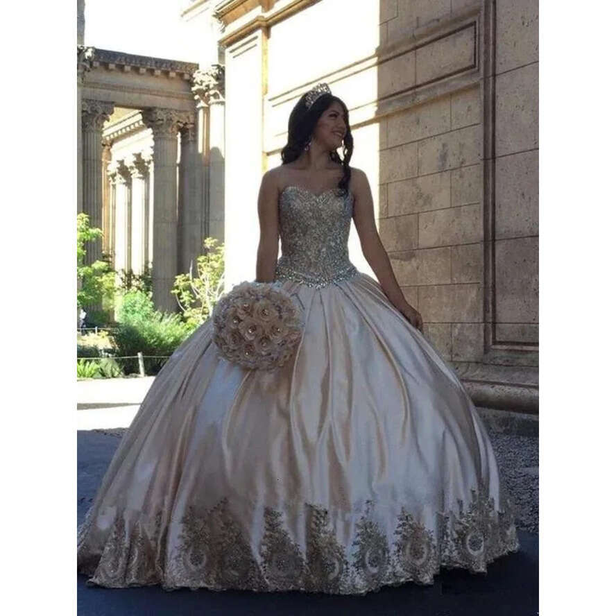 Ball Gown Beading Quinceanera Dresses Crystal Backless Sweetheart Satin Sleeveless Party Prom Gowns Bc13119