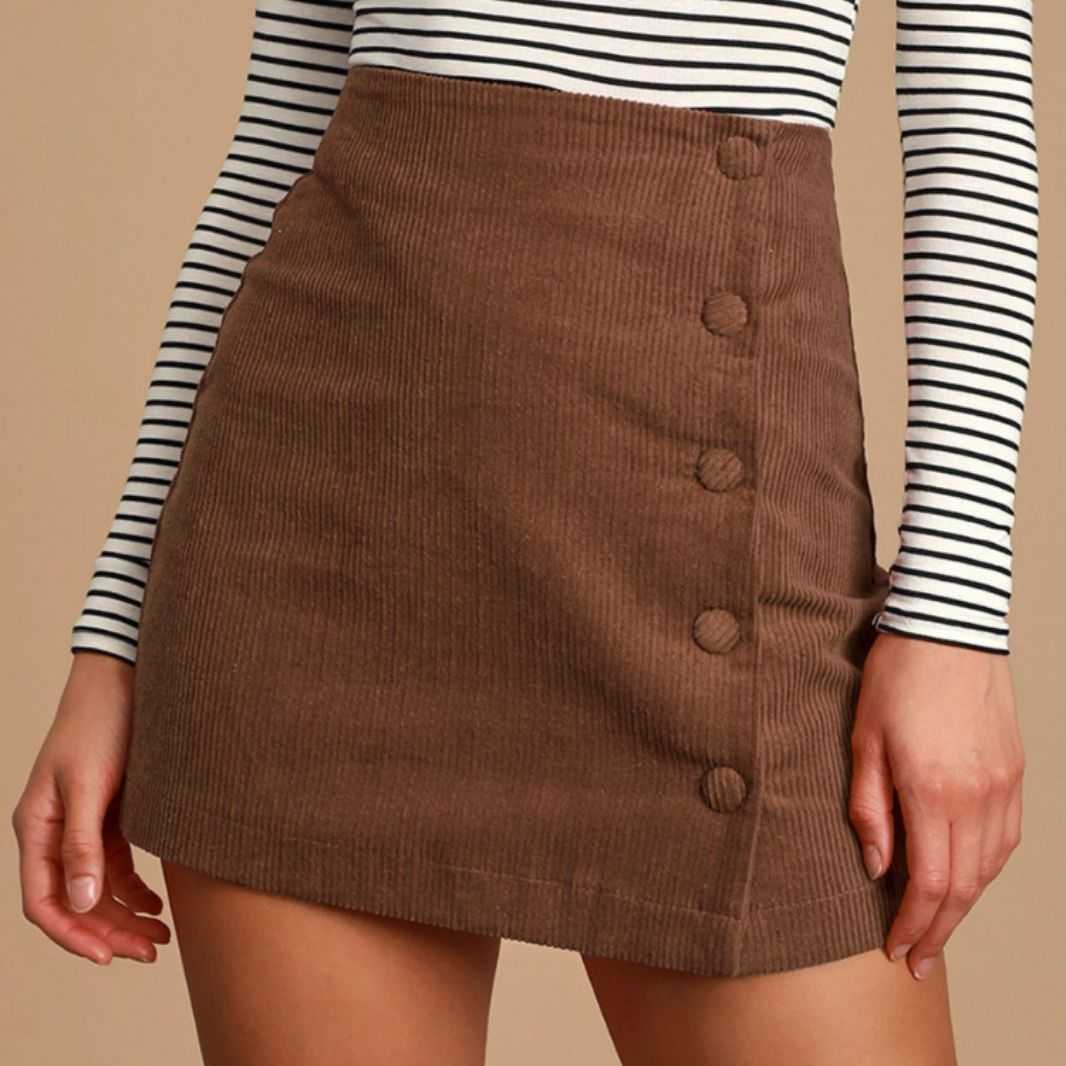 WoMens Corduroy Half Short Skirt Autumn Winter Solid Color Hip-hugging Skirt Cloth Buckle Zipper Skirt High Waist Slimming Hip Skirt 241023