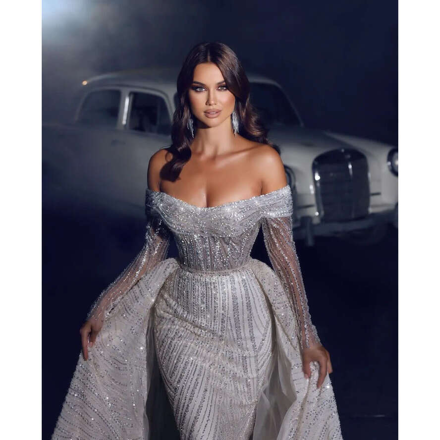 Sparkg Wedding Long Sleeves Bateau Off Shoulder Sequins Appliques D Lace Formal Dresses Detachable Bridal Gowns Sweep Train De Novia GJ